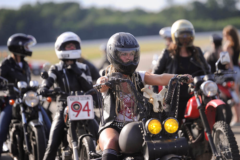 REUTERS/Stefanie Loos