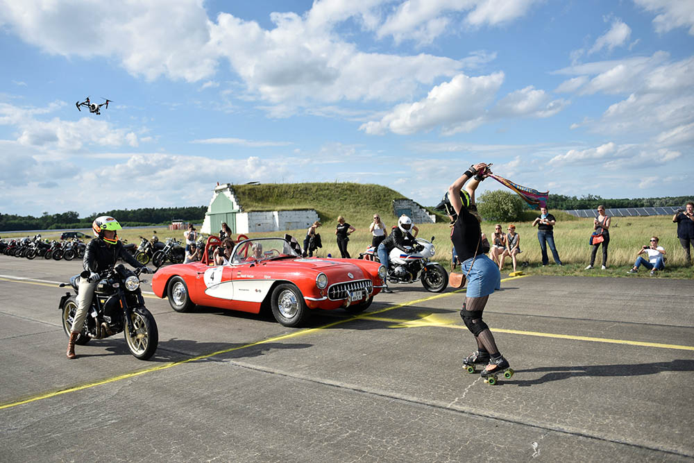 REUTERS/Stefanie Loos