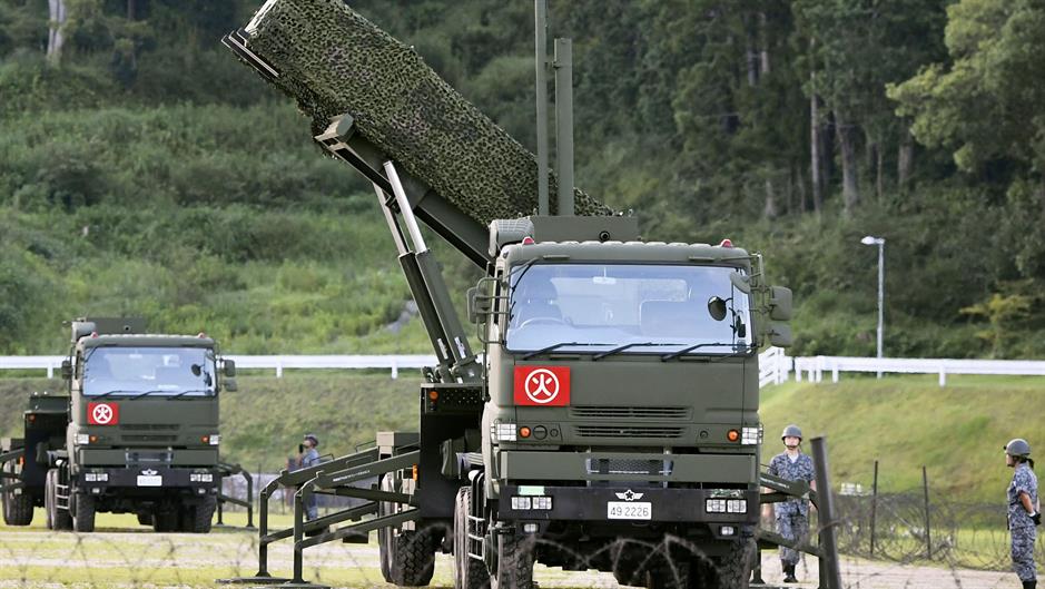 2017-08-12T024122Z_834126143_RC1BF96C9430_RTRMADP_3_NORTHKOREA-MISSILES