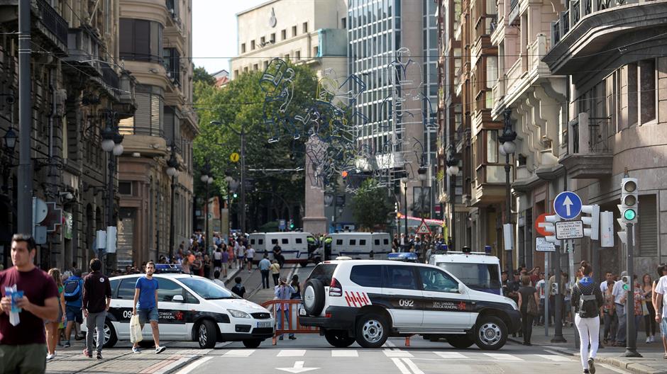 2017-08-19T183724Z_1568161994_RC1B3FEF5A70_RTRMADP_3_SPAIN-SECURITY