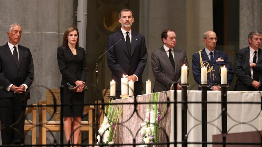 2017-08-20T080943Z_1489929758_RC1FA16370D0_RTRMADP_3_SPAIN-SECURITY