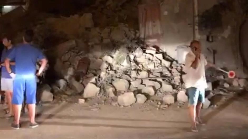 2017-08-22T000931Z_739617088_RC138AA85500_RTRMADP_3_ITALY-QUAKE