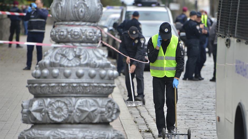 2017-08-24T132713Z_520930582_UP1ED8O11DCNL_RTRMADP_3_UKRAINE-BLAST