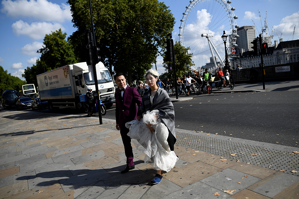 2017-09-07T110448Z_947226739_RC11FB04FA40_RTRMADP_3_CHINA-WEDDINGS