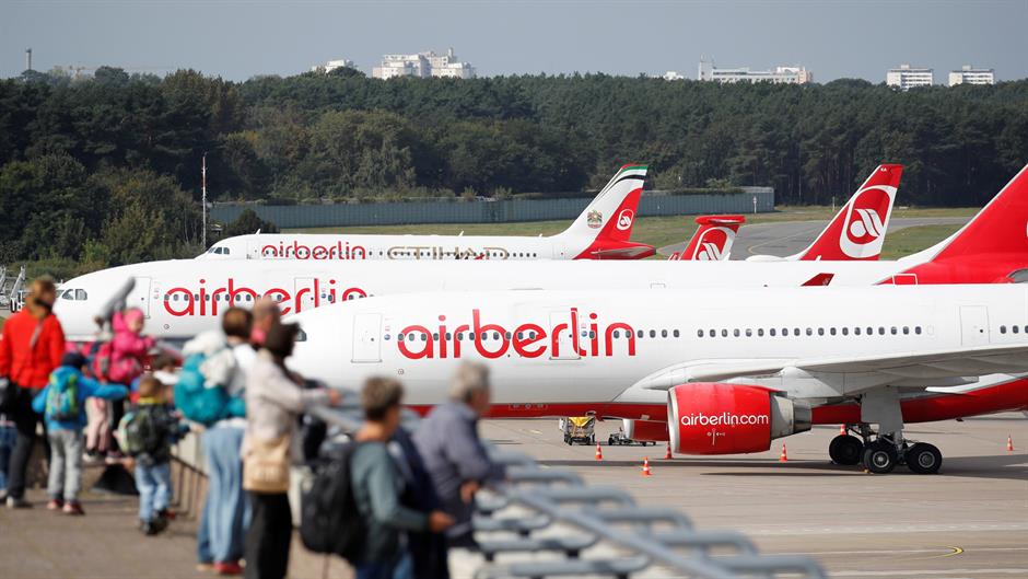 2017-09-12T100257Z_1990410463_RC19E68E4120_RTRMADP_3_AIR-BERLIN-LUFTHANSA