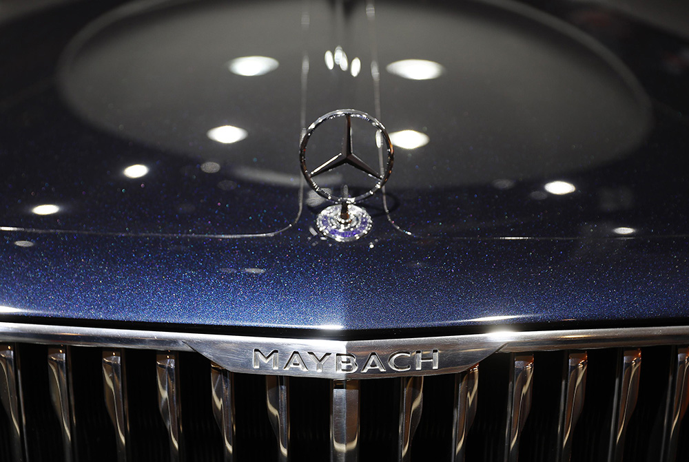 2017-09-13T102601Z_1328350659_UP1ED9D0SZC3Q_RTRMADP_3_AUTOSHOW-FRANKFURT