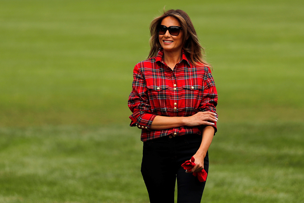 2017-09-22T172352Z_1725191089_RC178CE46F20_RTRMADP_3_USA-TRUMP-MELANIA-GARDEN