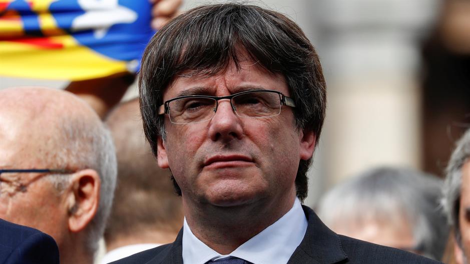 2017-10-02T103409Z_364769276_RC1B5DF81FA0_RTRMADP_3_SPAIN-POLITICS-CATALONIA