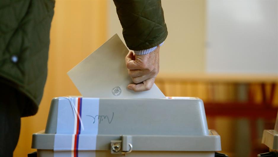 2017-10-20T145044Z_893745357_RC13DC307D40_RTRMADP_3_CZECH-ELECTION
