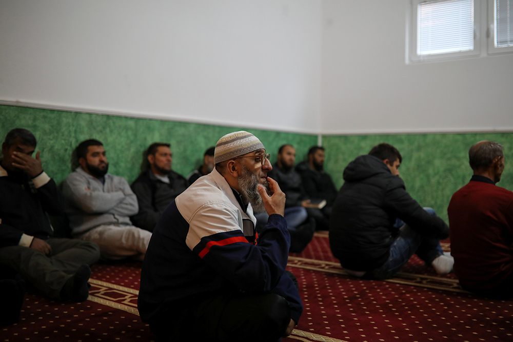 2017-11-15T110128Z_174196523_RC16FB2D2660_RTRMADP_3_SERBIA-ISLAM-MOSQUES