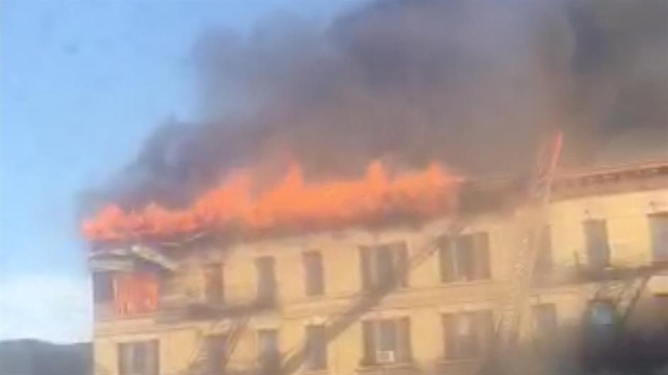 2017-11-17T213727Z_971826999_RC17BDE34F10_RTRMADP_3_NEWYORK-FIRE