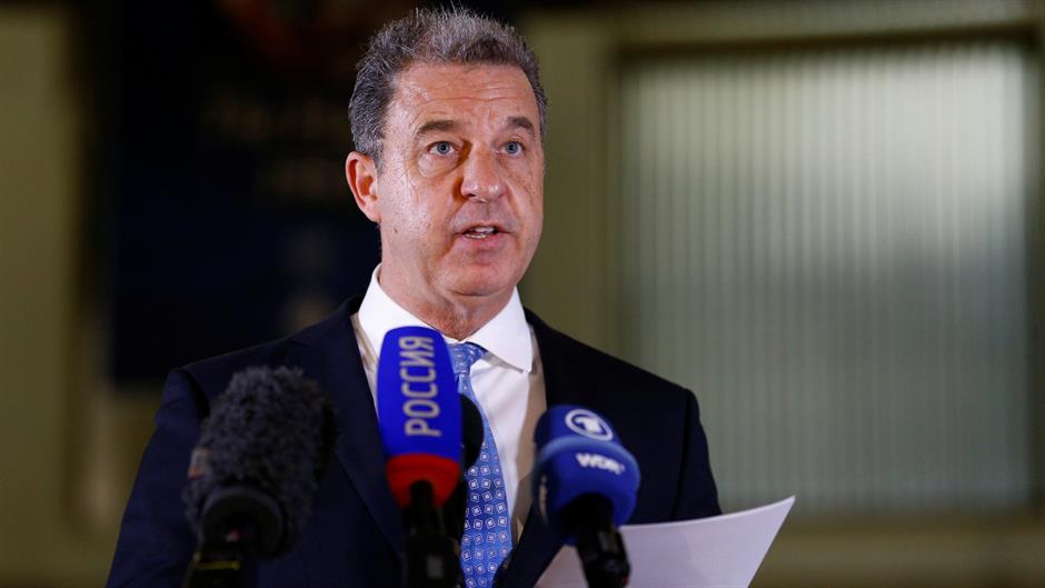 2017-11-22T120607Z_1840448636_RC12AEC67110_RTRMADP_3_WARCRIMES-MLADIC