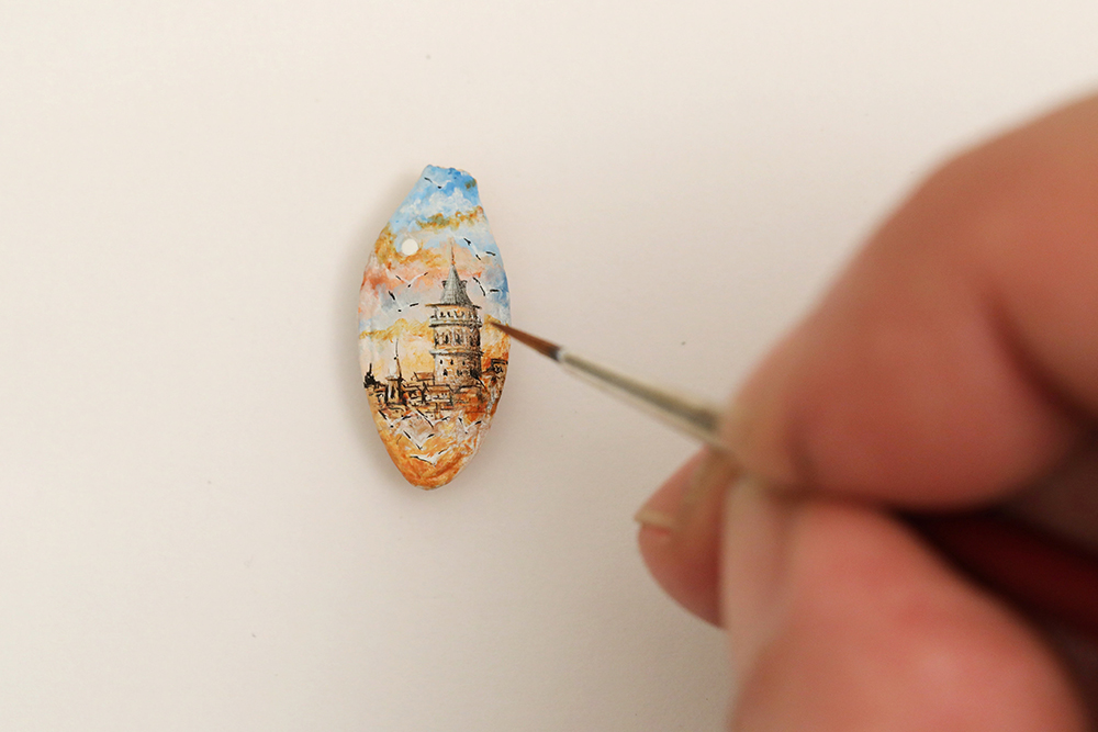 2017-11-30T134851Z_654381982_RC1C06B67750_RTRMADP_3_TURKEY-MICRO-ARTIST