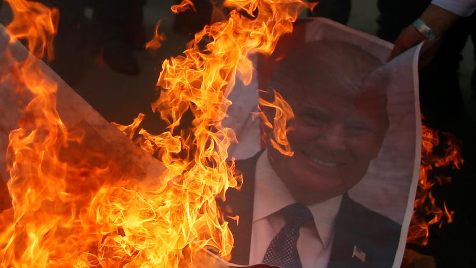 2017-12-07T095936Z_1673612319_RC1B4B32B1F0_RTRMADP_3_USA-TRUMP-ISRAEL