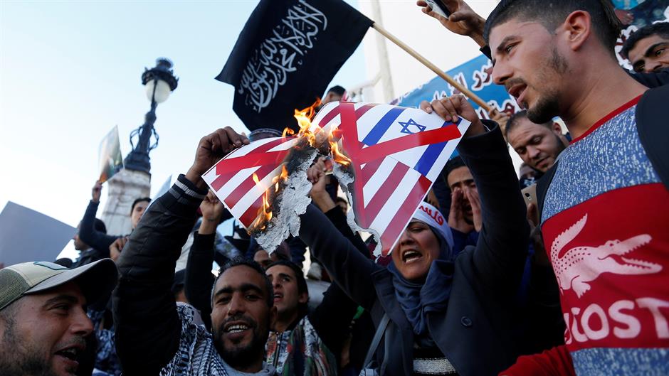 2017-12-08T181521Z_1379067681_RC12BE6E2F80_RTRMADP_3_USA-TRUMP-ISRAEL-TUNISIA