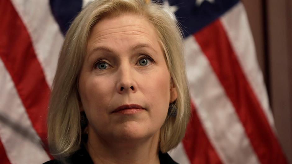 2017-12-12T164127Z_1746310007_RC1628571C60_RTRMADP_3_USA-TRUMP-WOMEN