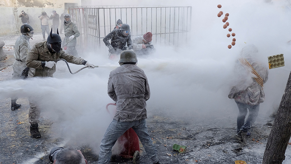 2017-12-28T142933Z_1040735659_RC1CE7EDCA10_RTRMADP_3_SPAIN-ODDLY 1