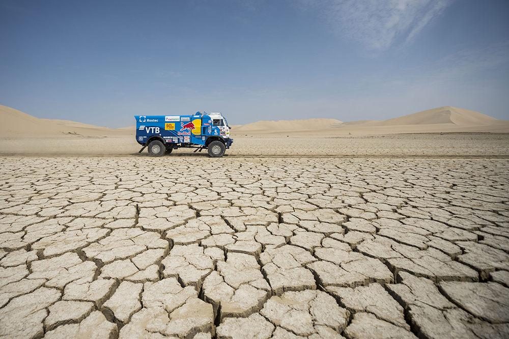 2018-01-08T194900Z_1_MTZSPDEE1895PLB4_RTRFIPP_4_MOTORSPORTS-DAKAR-PERU