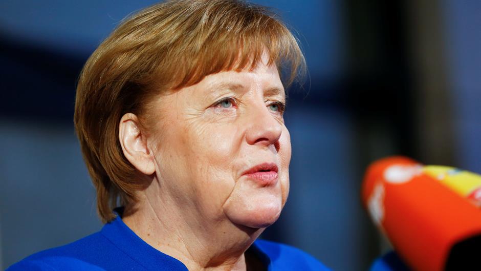 2018-01-11T083945Z_2035273127_RC17A153A450_RTRMADP_3_GERMANY-POLITICS