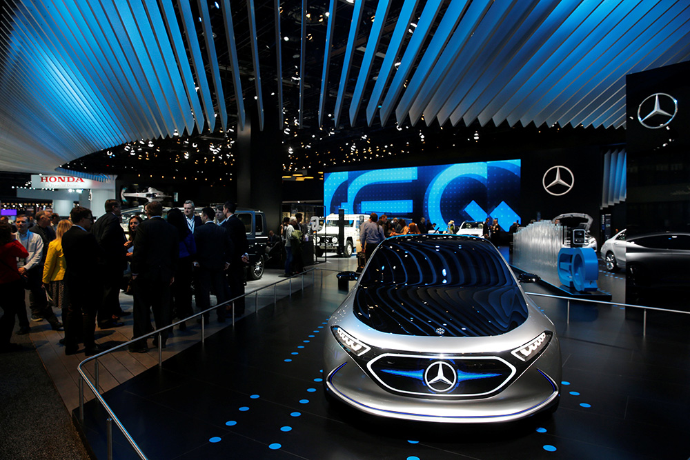 2018-01-15T220857Z_1187924193_RC1B4D6BF390_RTRMADP_3_AUTOSHOW-DETROIT