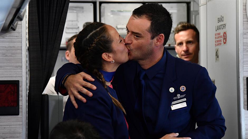 2018-01-18T141235Z_938842600_RC1AF21E4800_RTRMADP_3_POPE-CHILE-WEDDING