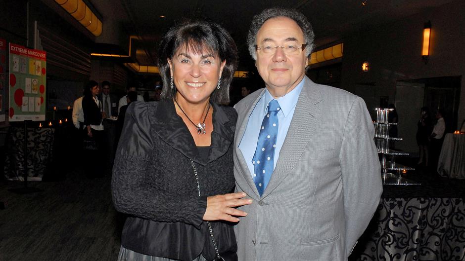 2018-01-26T194654Z_1737935442_RC17496375B0_RTRMADP_3_CANADA-DEATH-APOTEX