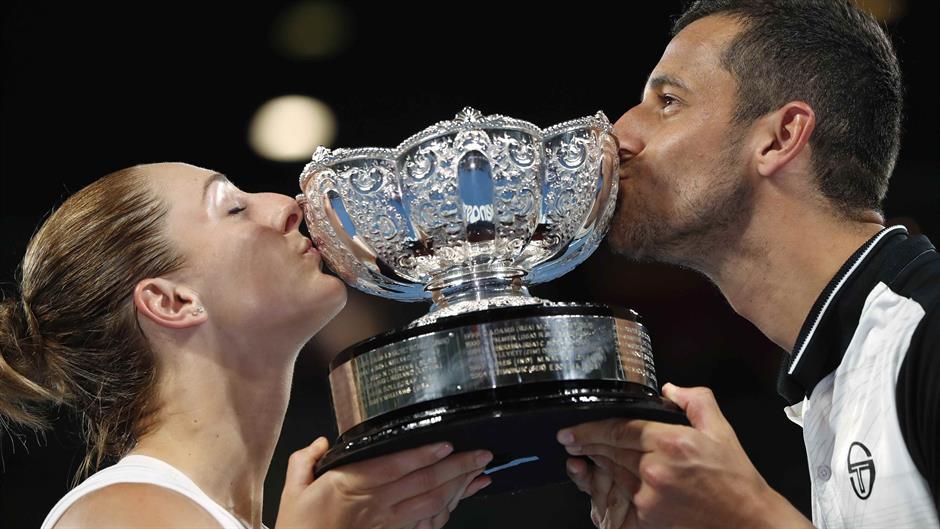 2018-01-28T063804Z_926273306_HP1EE1S0IFFXY_RTRMADP_3_TENNIS-AUSOPEN