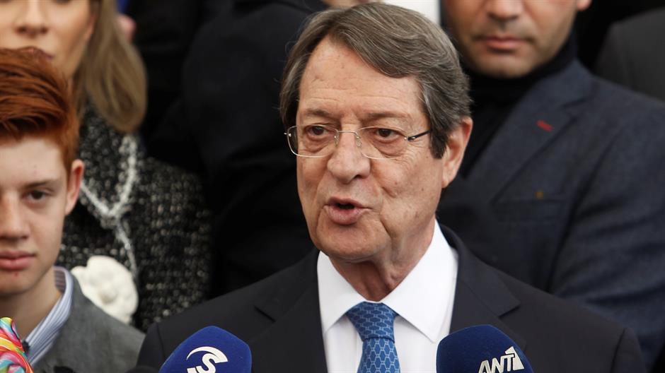 2018-02-04T081536Z_1575484478_RC18D93CEDD0_RTRMADP_3_CYPRUS-ELECTION