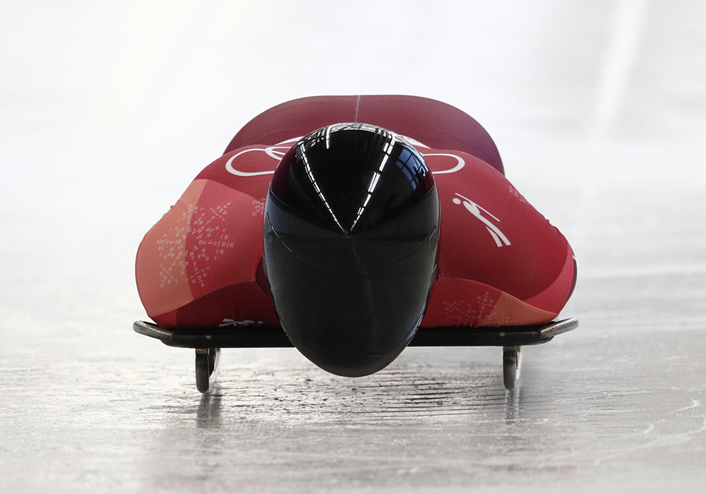 2018-02-15T041746Z_277324947_DEVEE2F0BXLEJ_RTRMADP_3_OLYMPICS-2018-SKEL-M
