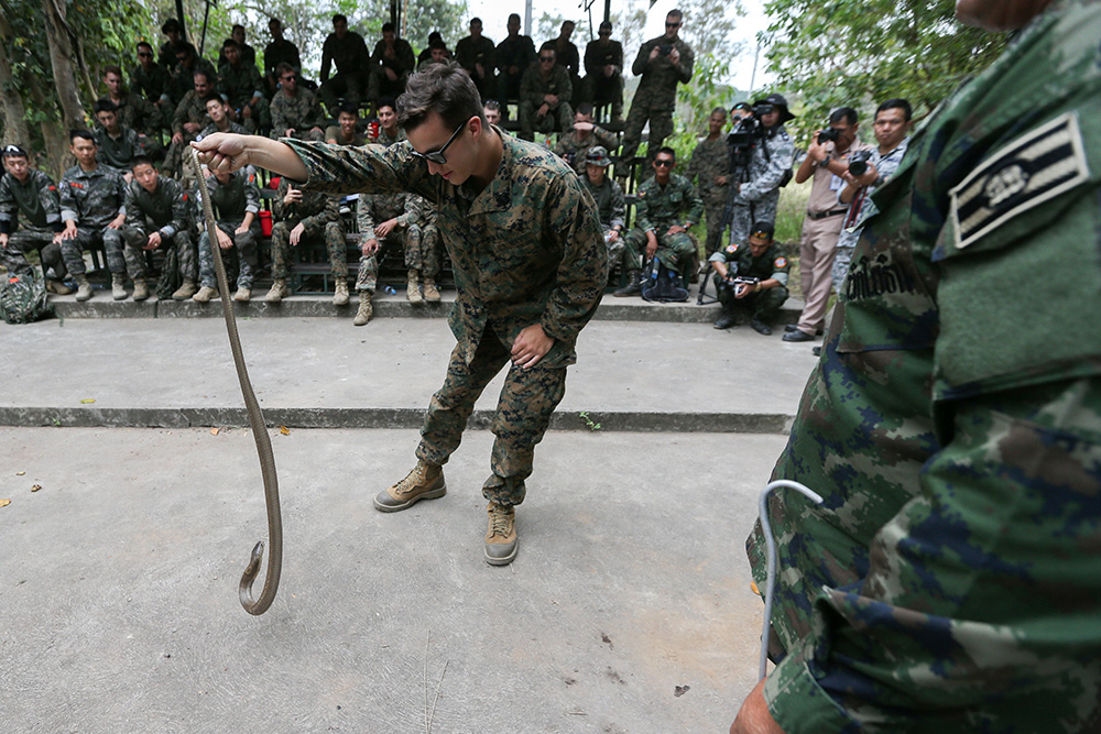 REUTERS/Athit Perawongmetha