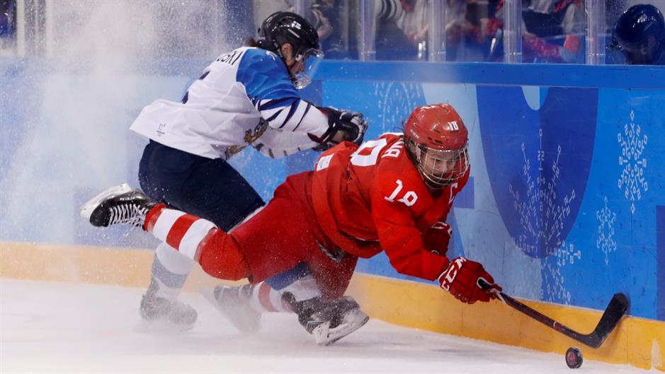 2018-02-21T120339Z_435700809_RC159399FF20_RTRMADP_3_OLYMPICS-2018-ICEH-W-FIN-OAR