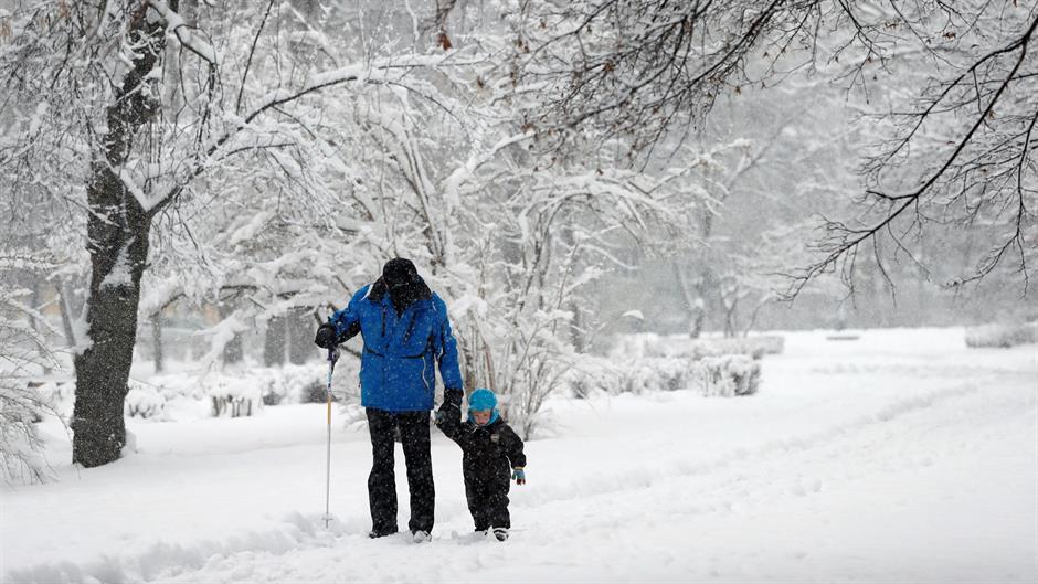 2018-02-23T104559Z_362501698_RC1F3EEE82B0_RTRMADP_3_CROATIA-WEATHER-SNOW