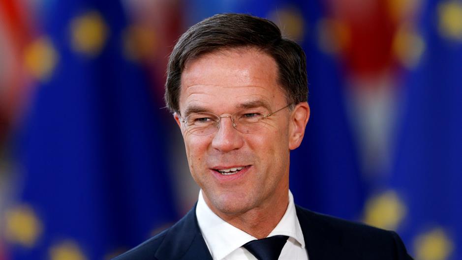 2018-02-23T121153Z_1808428501_RC1C13719700_RTRMADP_3_EU-SUMMIT(1)