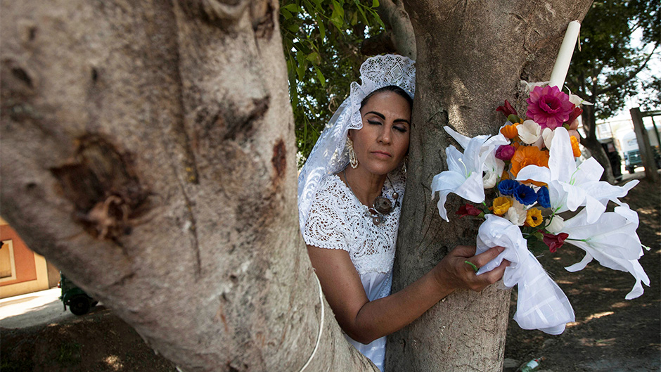 2018-02-26T001906Z_1407313308_RC161D190970_RTRMADP_3_MEXICO-ODDLY