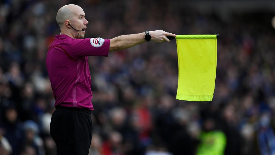 2018-03-04T151438Z_195794058_RC1BB55BB4E0_RTRMADP_3_SOCCER-ENGLAND-BRH-ARS