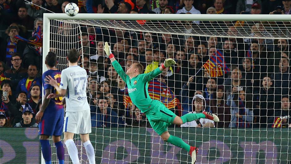 2018-03-14T213716Z_1273736167_RC1CF082F950_RTRMADP_3_SOCCER-CHAMPIONS-FCB-CHE