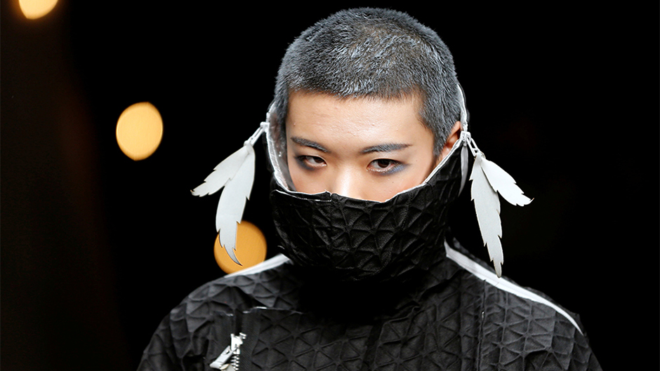 2018-03-19T084222Z_946087882_RC19DC801840_RTRMADP_3_FASHION-TOKYO 11