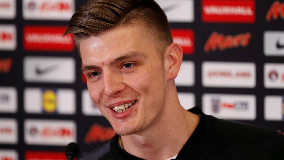 2018-03-20T163000Z_1541972336_RC1BC4B2DC10_RTRMADP_3_SOCCER-FRIENDLY-NLD-ENG-PREVIEW