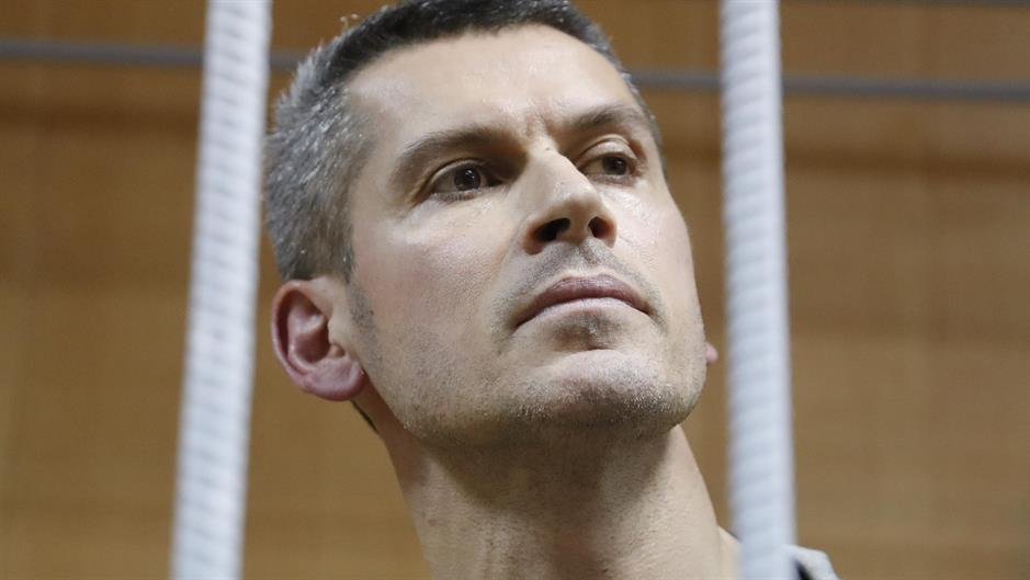 2018-03-31T161551Z_595230642_UP1EE3V196EU3_RTRMADP_3_RUSSIA-SUMMA