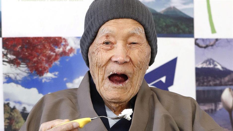 2018-04-10T075429Z_2061033007_RC1F72261EA0_RTRMADP_3_JAPAN-GUINNESSRECORD-OLDEST-MAN