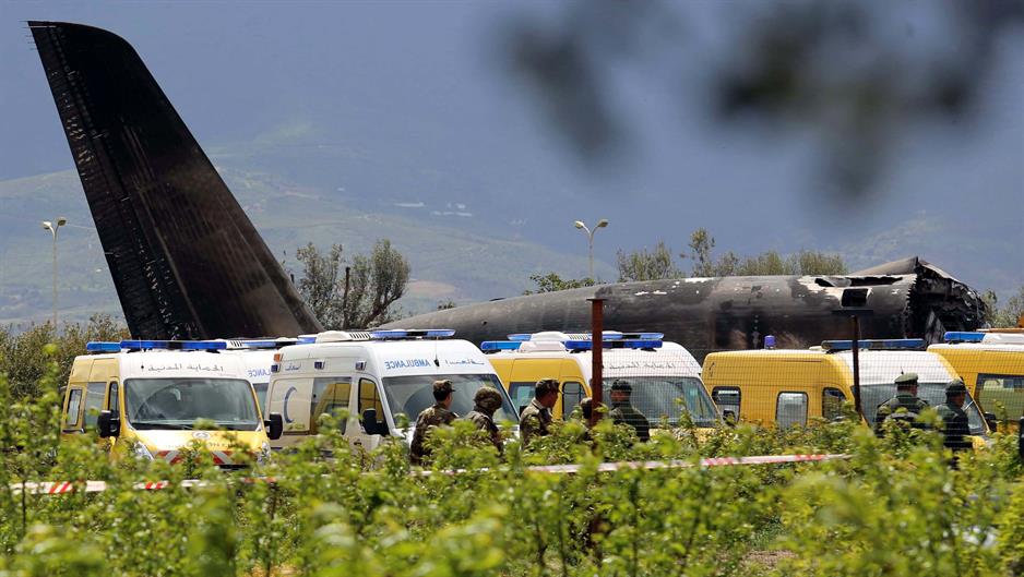 2018-04-11T113209Z_1585638018_RC1177049F50_RTRMADP_3_ALGERIA-PLANE