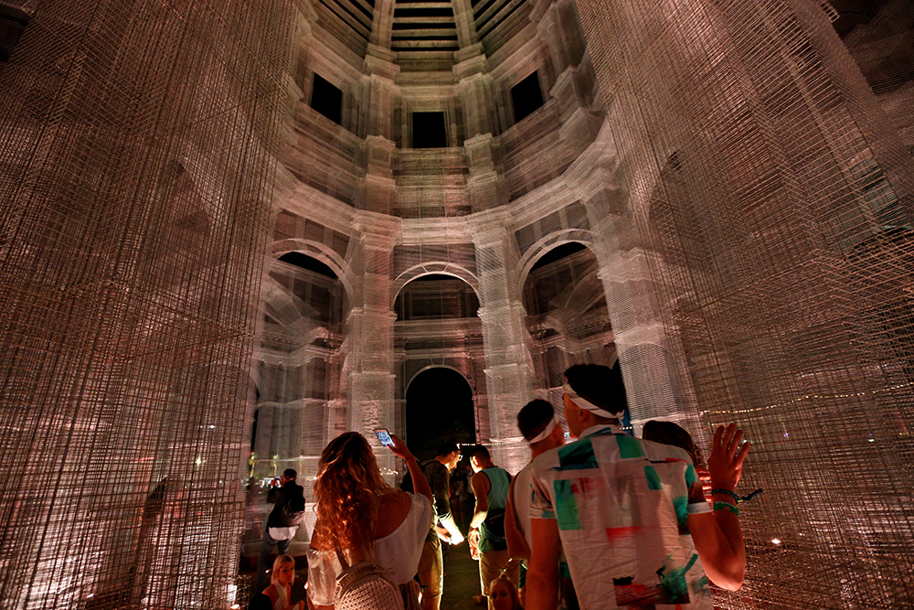 2018-04-14T120747Z_1493841268_RC1ADDF8AF00_RTRMADP_3_MUSIC-COACHELLA