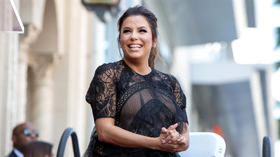 2018-04-16T204810Z_591236413_RC165E7C78B0_RTRMADP_3_PEOPLE-EVALONGORIA-STAR