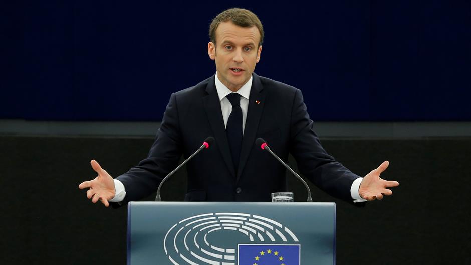 2018-04-17T091524Z_876269683_RC1E299E7050_RTRMADP_3_EU-FRANCE-MACRON