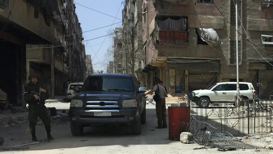 2018-04-20T131800Z_1637353488_RC1AC1F08AC0_RTRMADP_3_MIDEAST-CRISIS-SYRIA