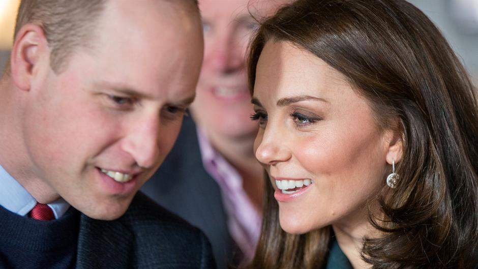 2018-04-23T074338Z_906885520_RC1FB0EC1620_RTRMADP_3_BRITAIN-ROYALS-BABY