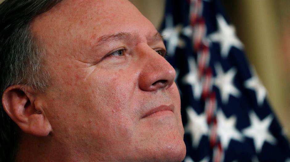 2018-05-02T165027Z_429292861_RC1F7BEB49E0_RTRMADP_3_USA-TRUMP-POMPEO