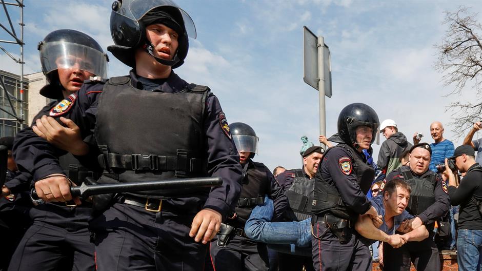 2018-05-05t152242z-166583573-rc12e55327c0-rtrmadp-3-russia-protests-143062.jpeg