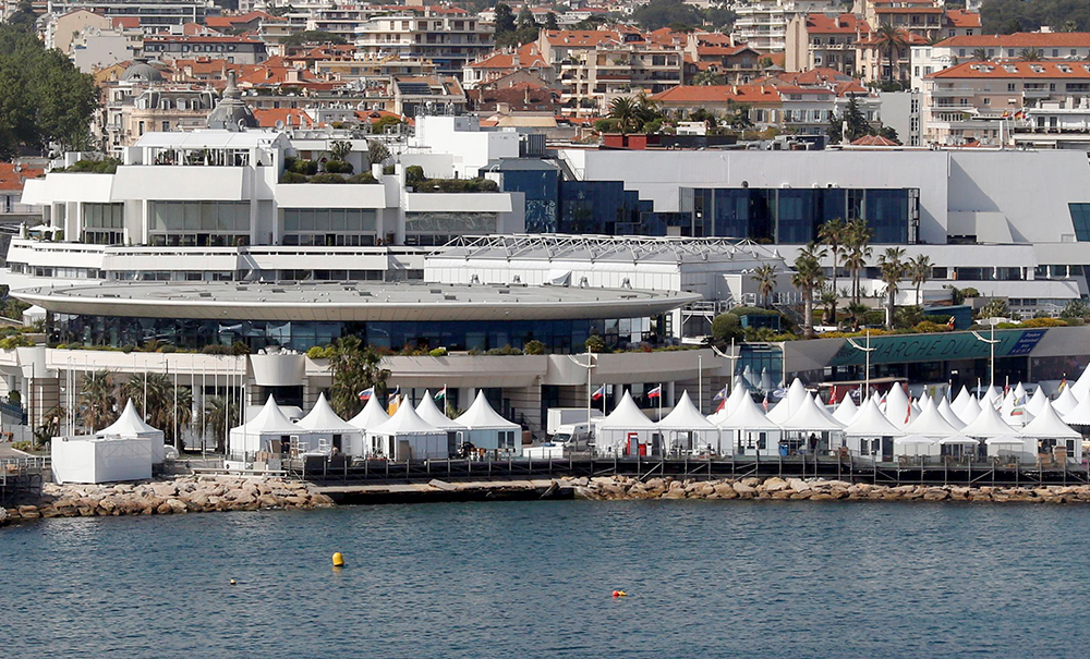 REUTERS/Regis Duvignau