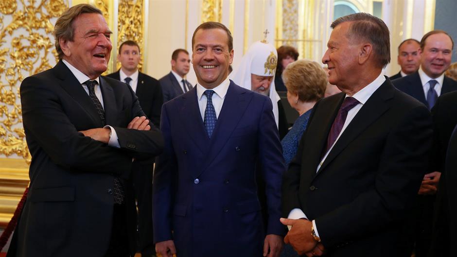 2018-05-07T112044Z_1597703652_RC1222D5DBE0_RTRMADP_3_RUSSIA-PUTIN-INAUGURATION